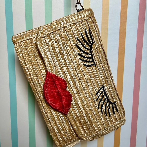 Handbags - Whimsical wicker clutch